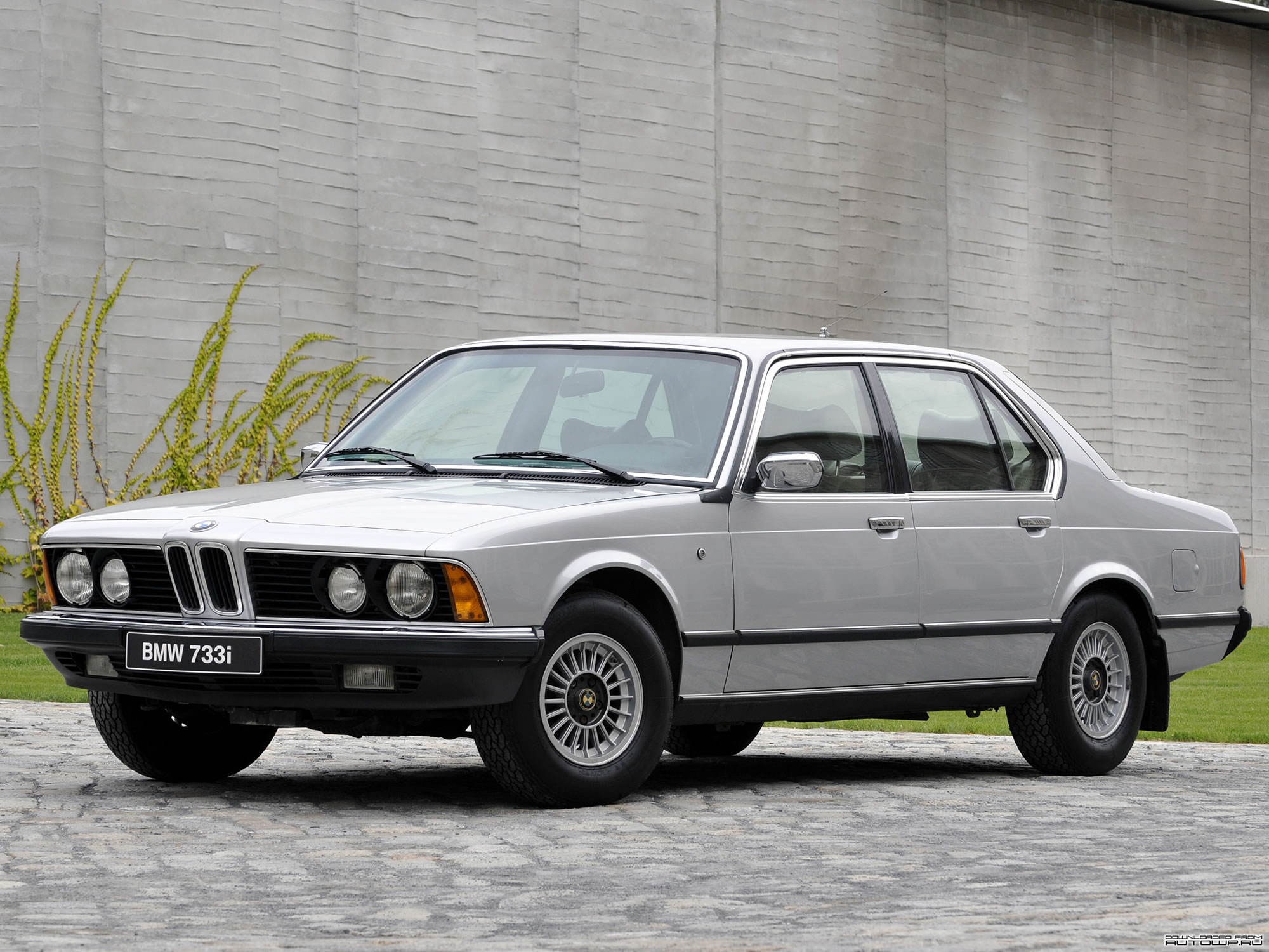 BMW 733i 1978