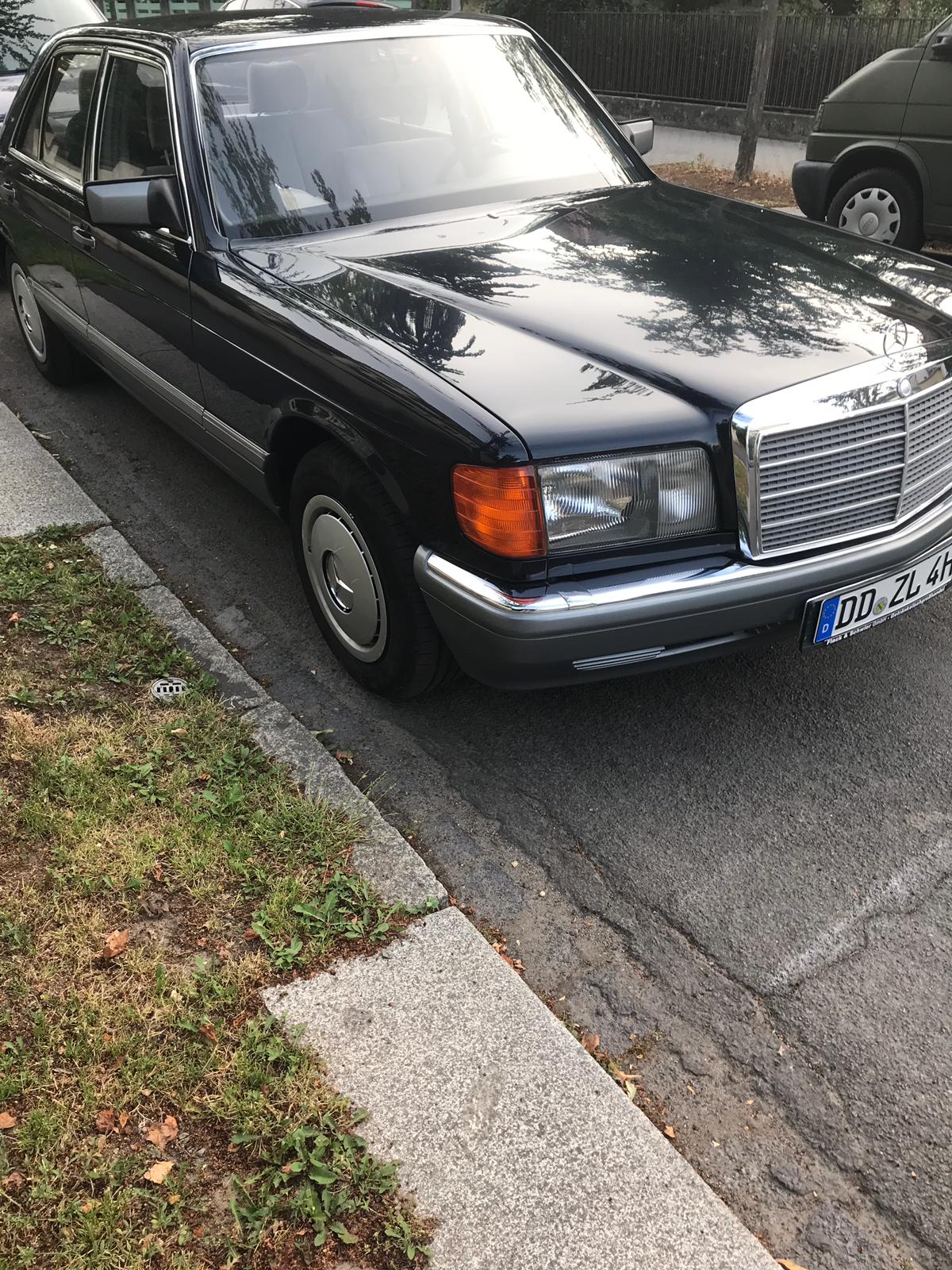 Mercedes-Benz W126 1988