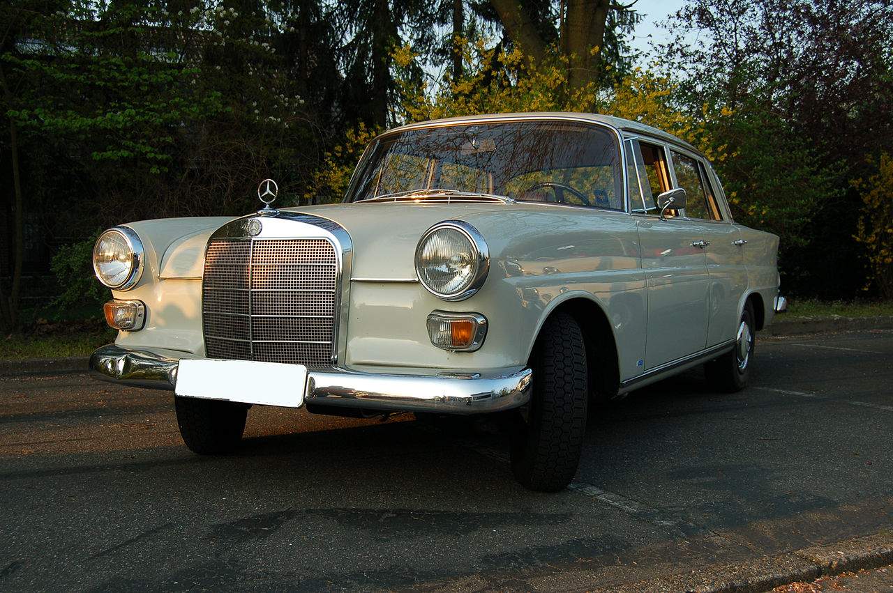 Daimler Mercedes W110 1966