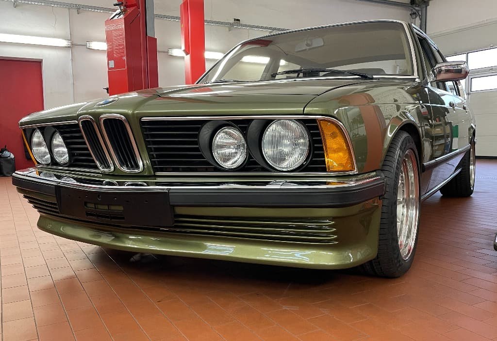 BMW 730 1977