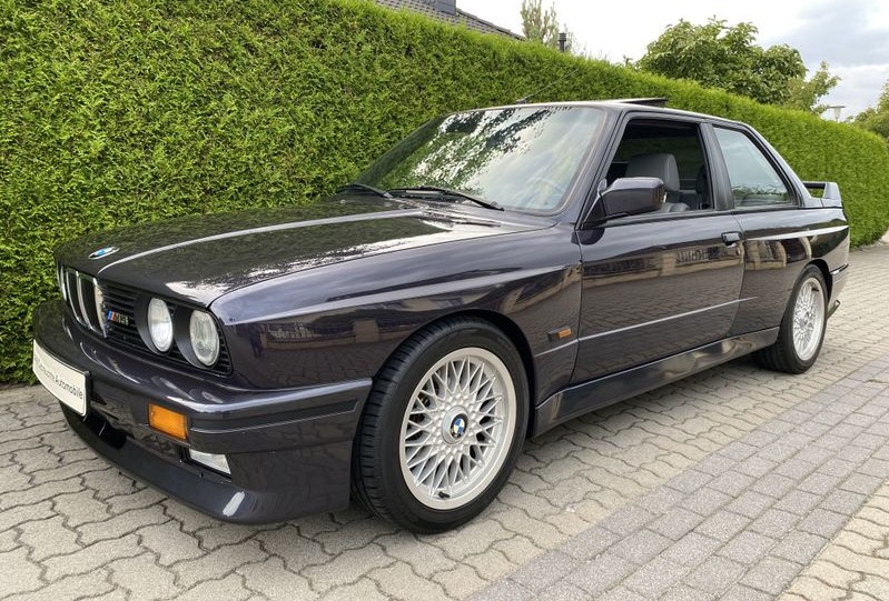 BMW M3 1989
