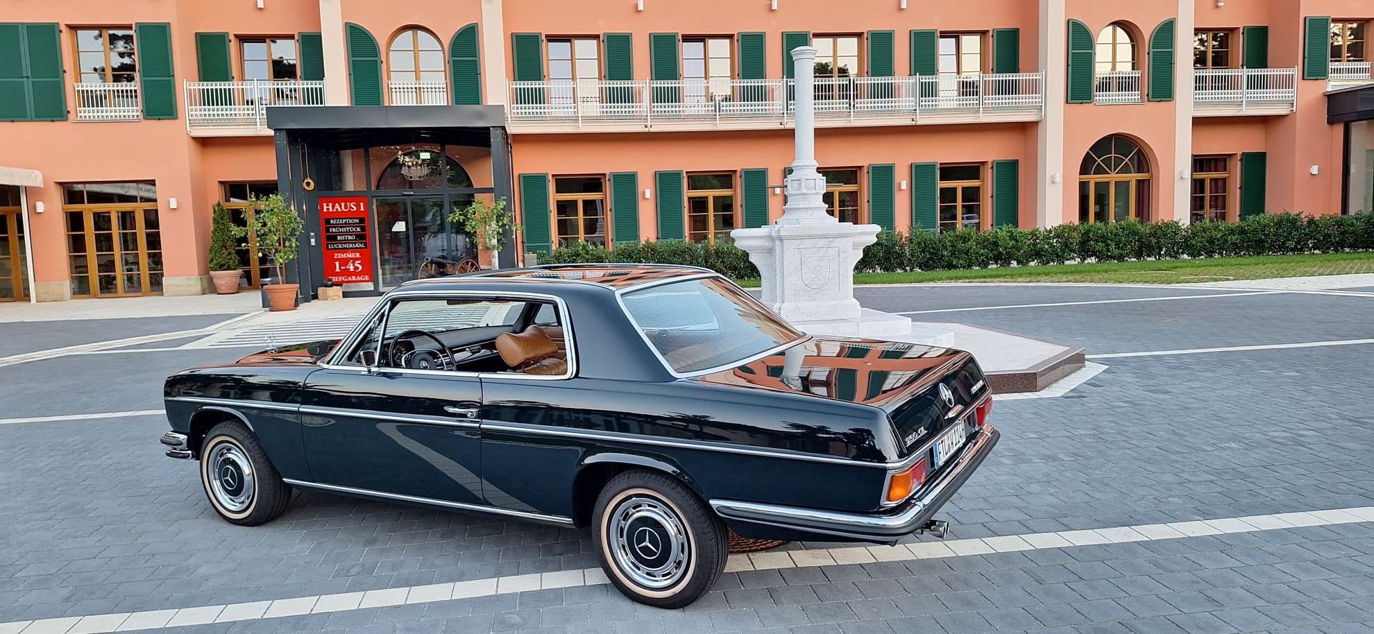 Mercedes-Benz W 114 250 CE 1971