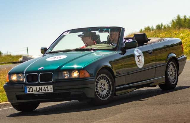 BMW 320i 1994