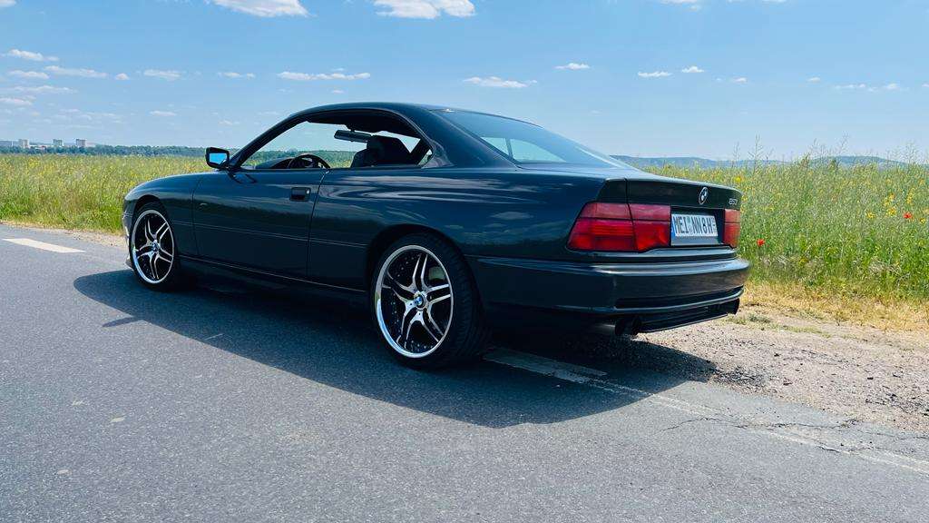 BMW 850i 1992