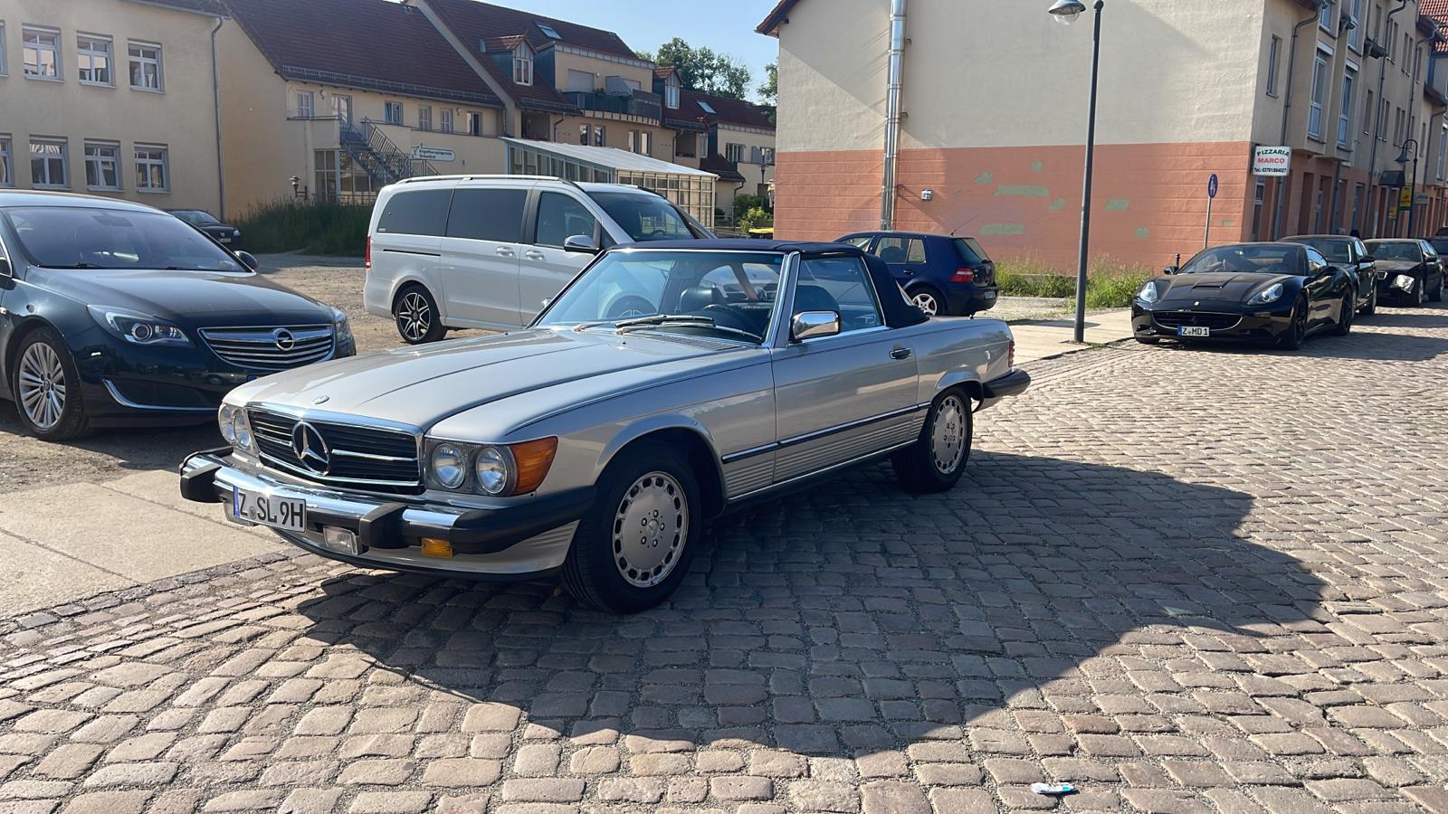 Mercedes Benz SL W107 SL W107 1986
